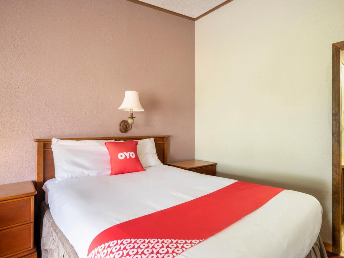 Oyo Hotel Daleville Al Hwy 84 Dış mekan fotoğraf